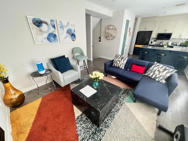 The Oasis Lounge By Luke 1913 Apartment Ottawa Bagian luar foto